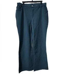 Soft NIP Teal Bootcut Pant